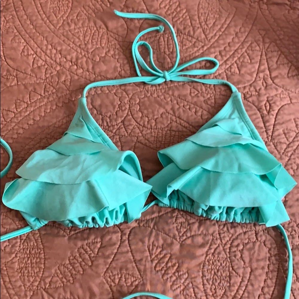 Mint ruffle triangle bathing suit top size XL